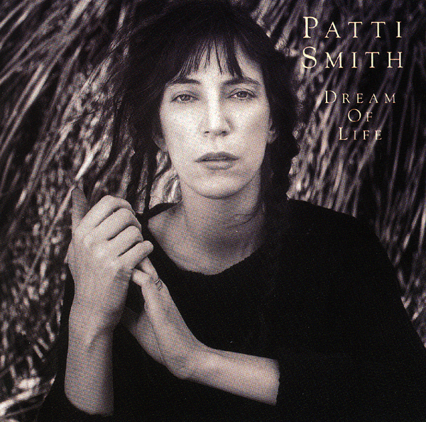 Smith, Patti - Dream of Life cover
